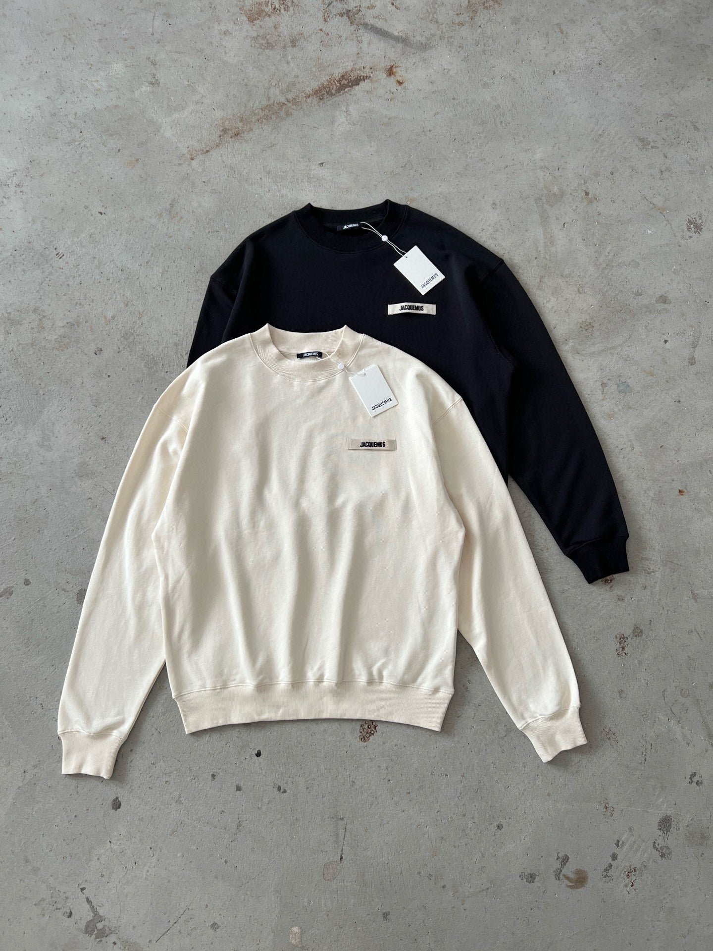 Jacquemus Sweatshirt Beige (vente privée)