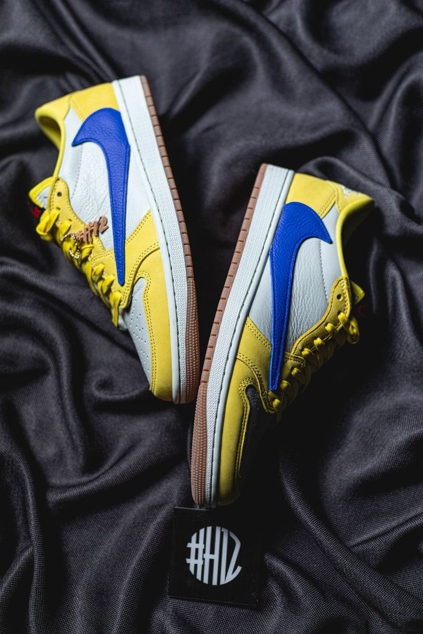 Travis X Air Jordan 1 Canary ππ
