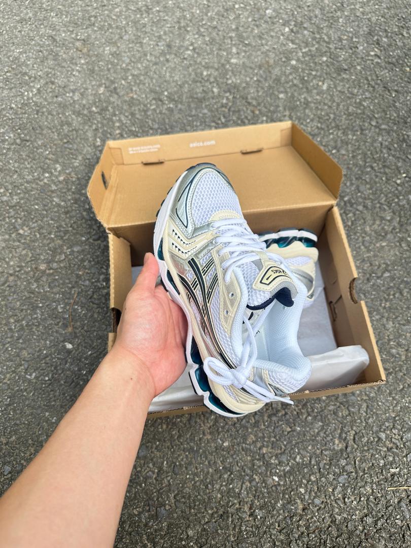 ASICS baskets Gel Kayano 14