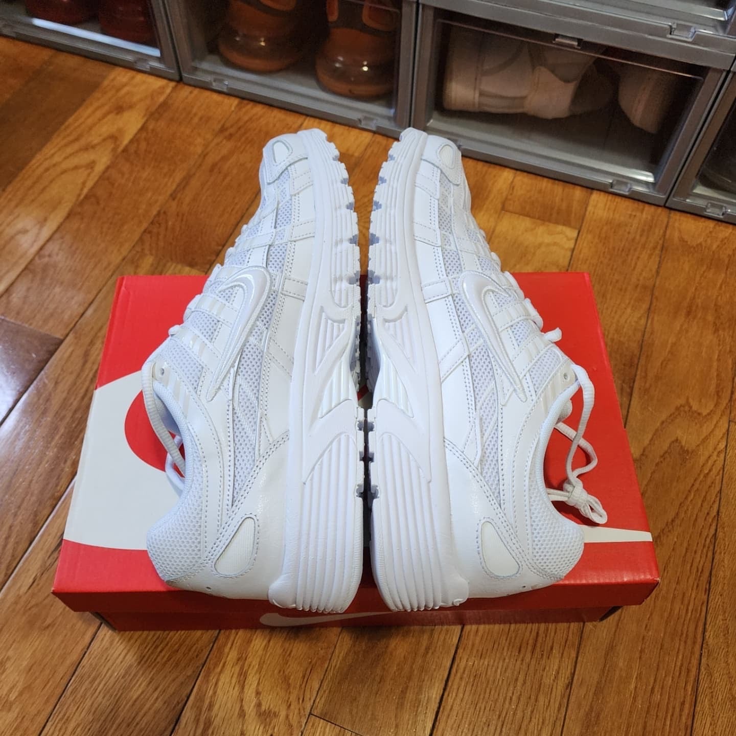 Nike P6000 Triple white