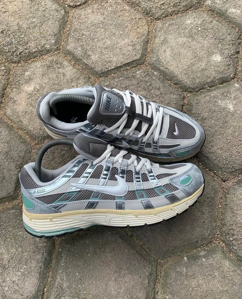 Nike P-6000 / Flat Pewter