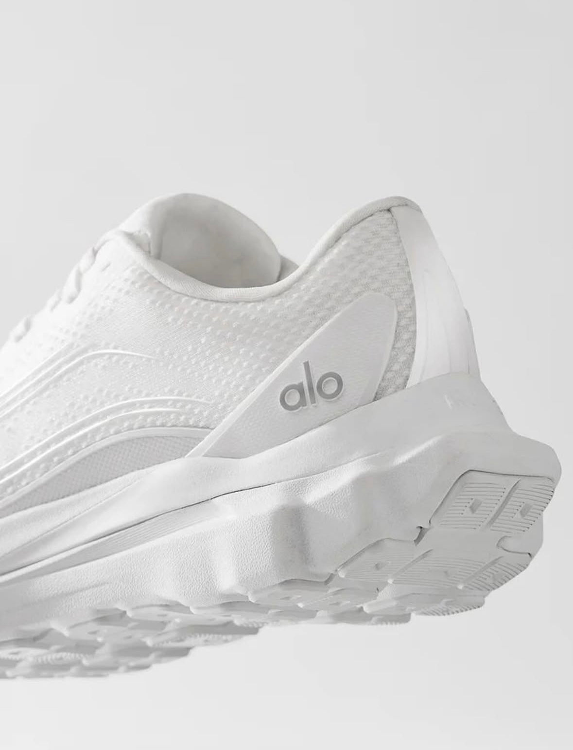 ALO Runner White