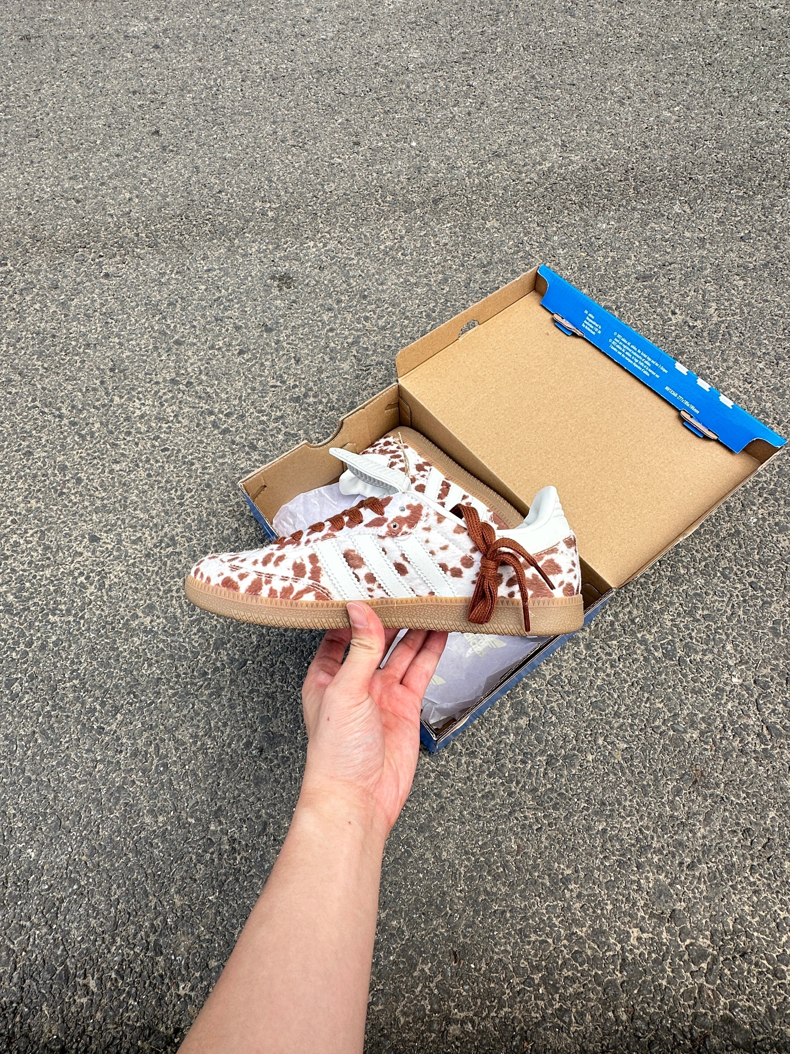 Adidas Samba exclu Byiara 2025 matière peau de vache