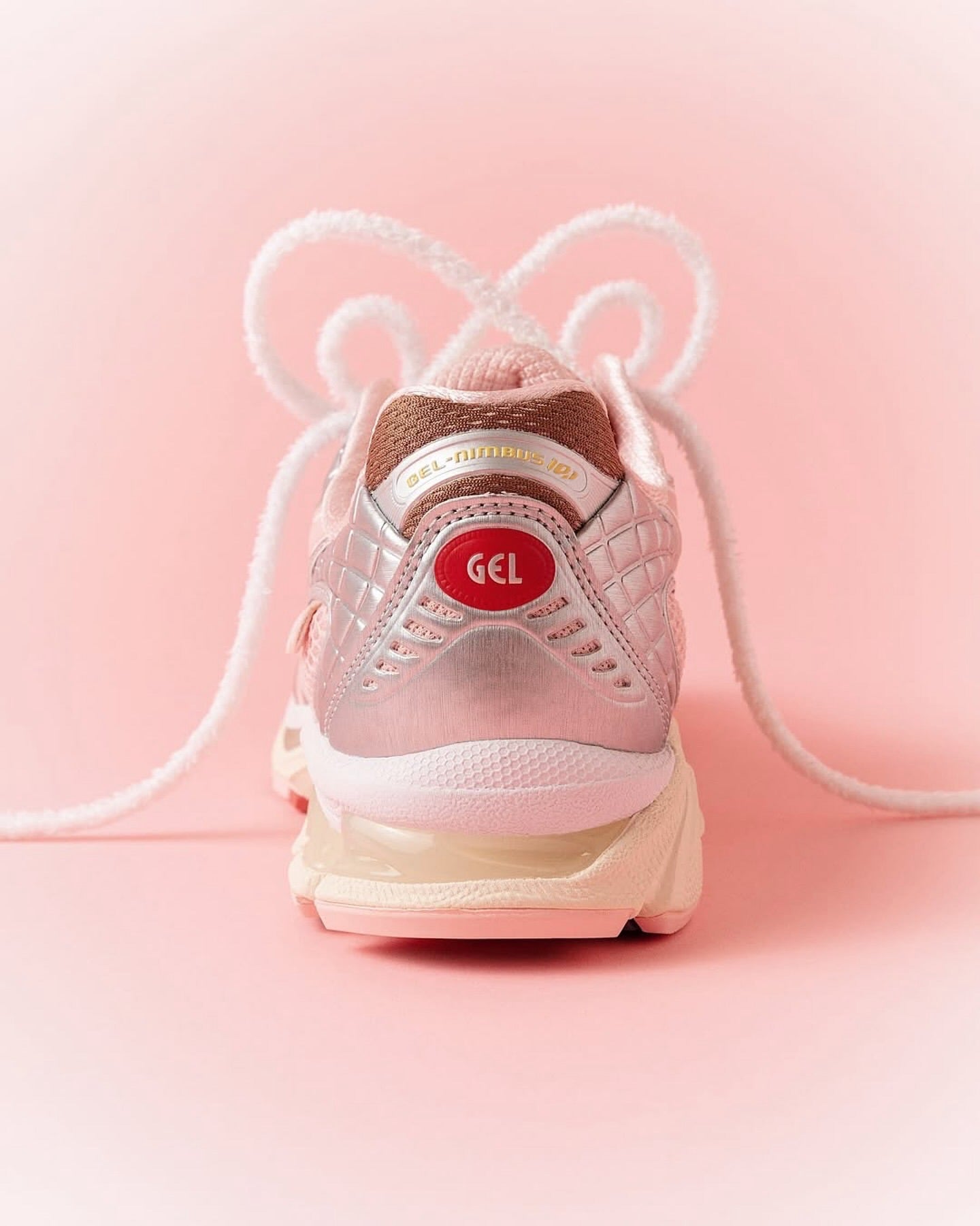 ASICS Gel-Nimbus 10.1 Vandy The Pink x atmos Banana Split Strawberry