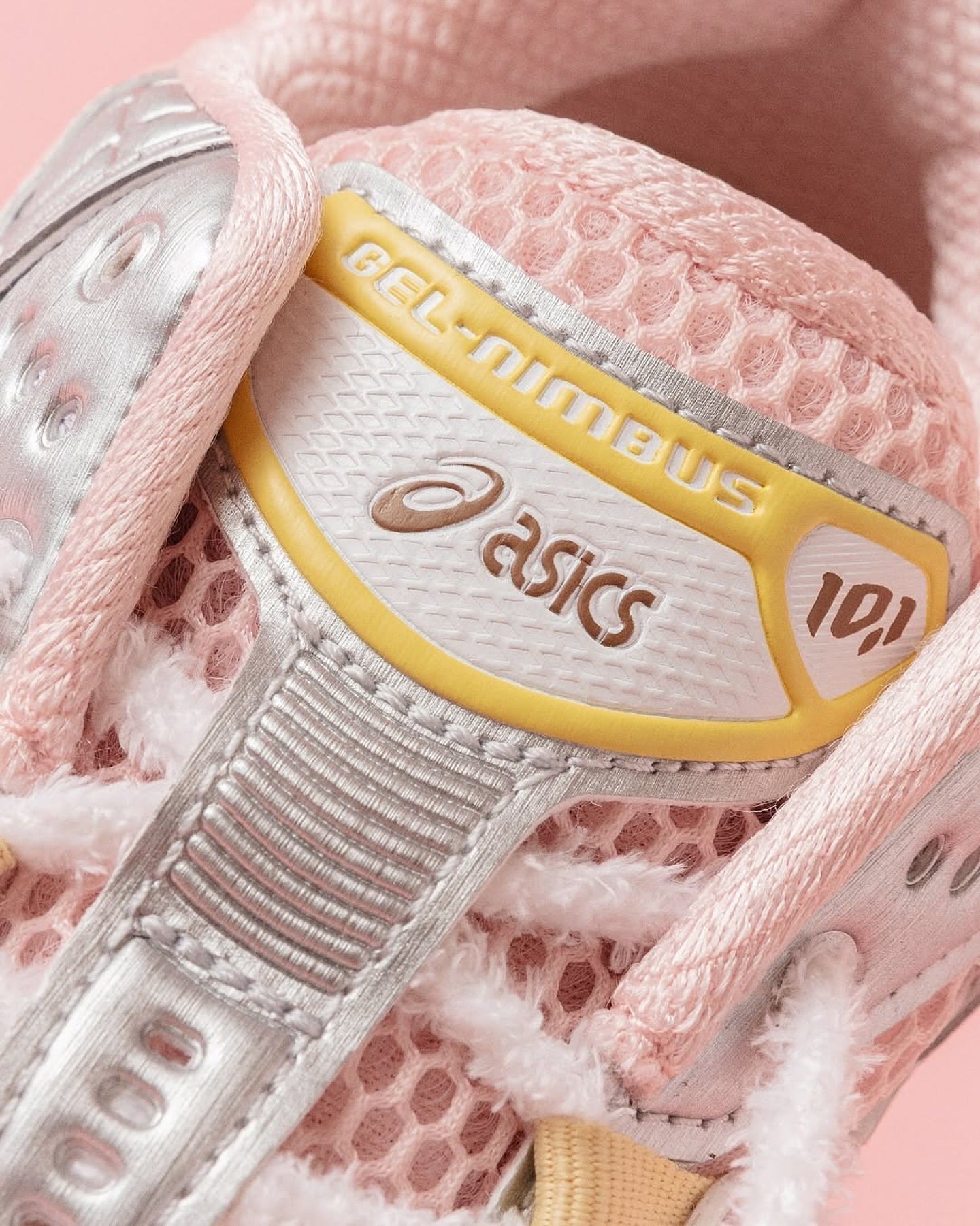 ASICS Gel-Nimbus 10.1 Vandy The Pink x atmos Banana Split Strawberry