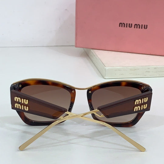 Sunglasses Miu miu 10