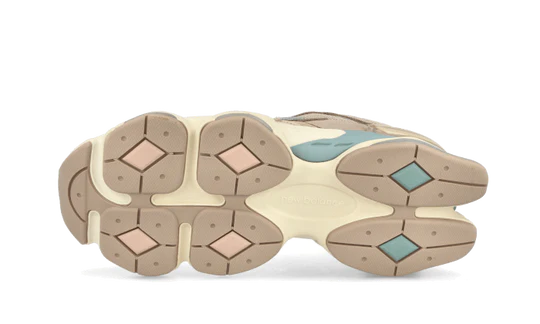 New Balance 9060 IVORY CREAM