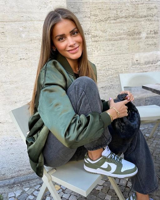 DUNK LOW MEDIUM OLIVE