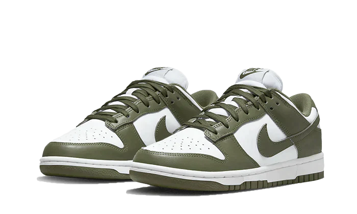 DUNK LOW MEDIUM OLIVE