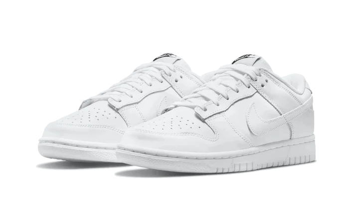 DUNK LOW TRIPLE WHITE (2021)