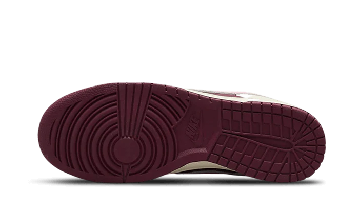 DUNK LOW RETRO PRM VALENTINE’S DAY (2023)