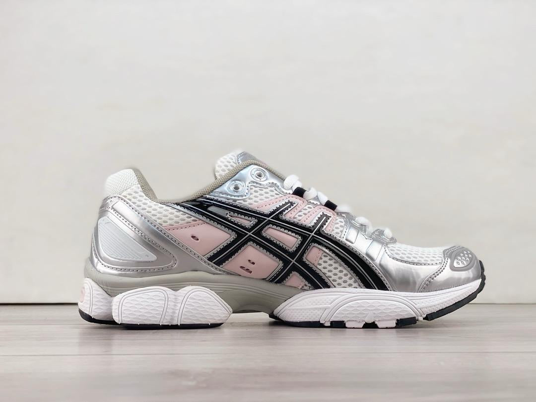 ASICS Gel-Nimbus 9 White Black Light Pink