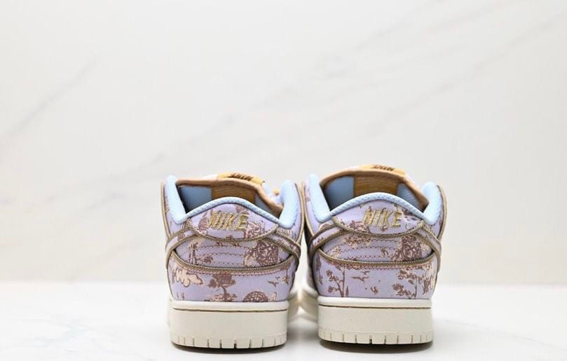 Dunk Low Premium SB Pastoral Print