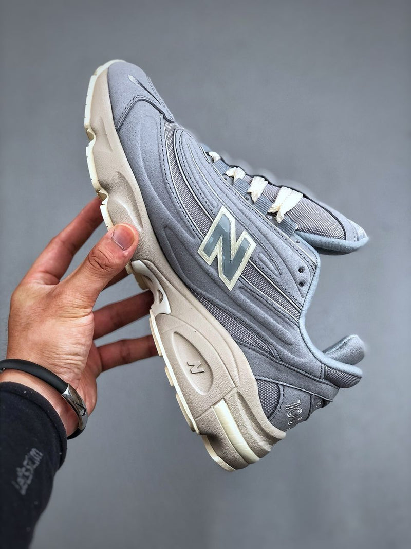 New Balance 1000 GREY