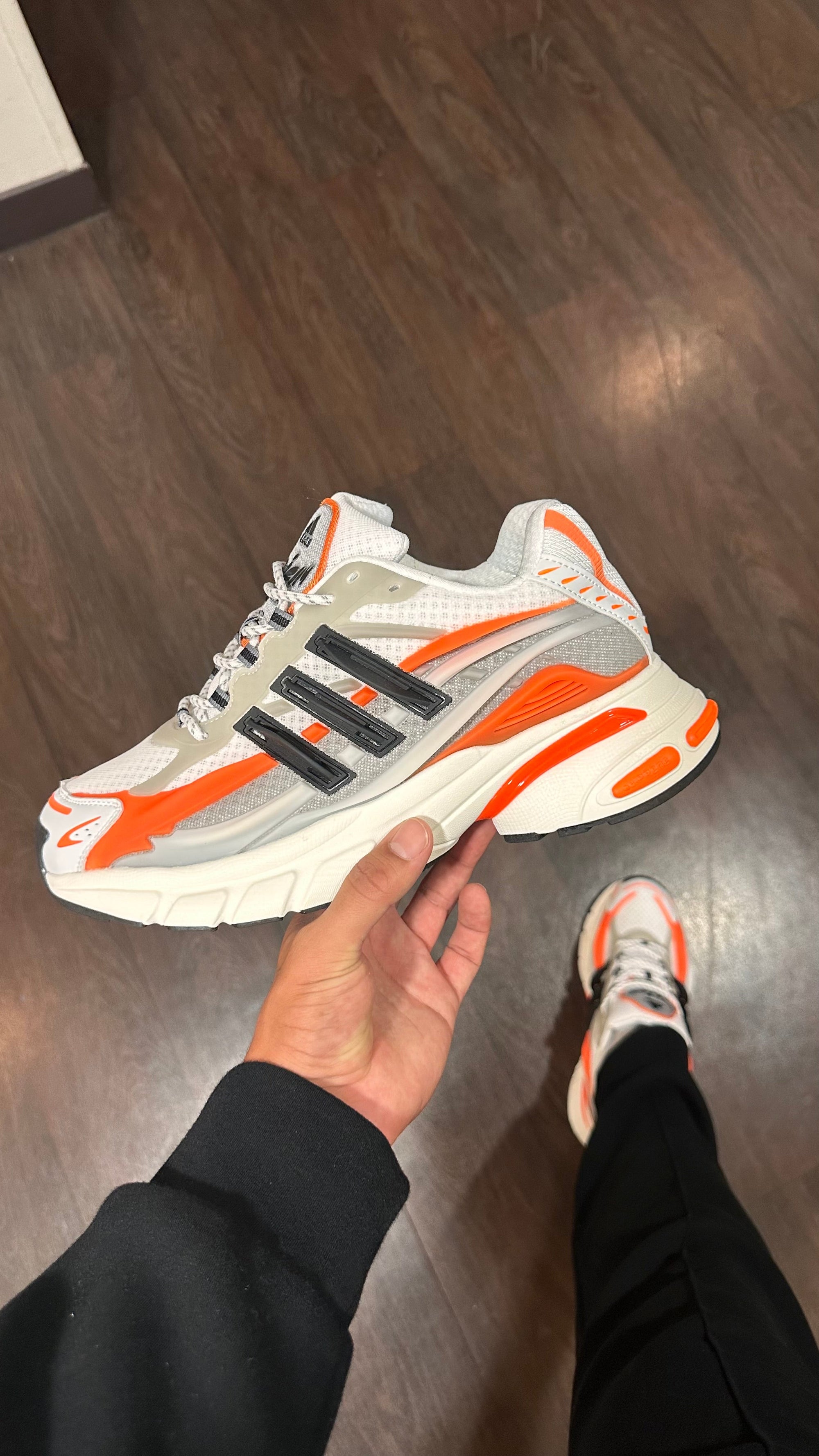 Adidas Adistar Jellyfish Pharrell Williams Focus Orange olive