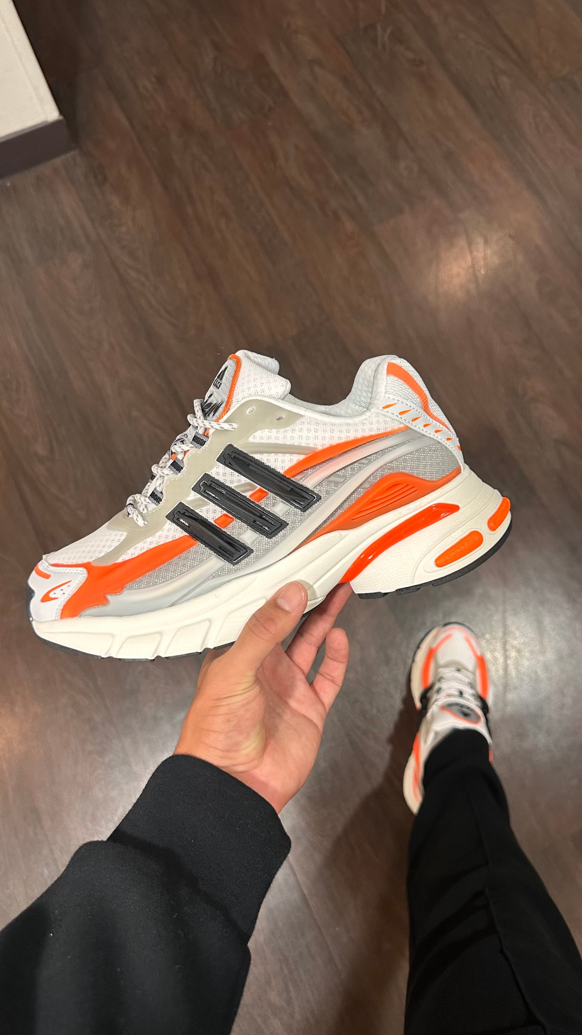 Adidas Adistar Jellyfish Pharrell Williams Focus Orange olive