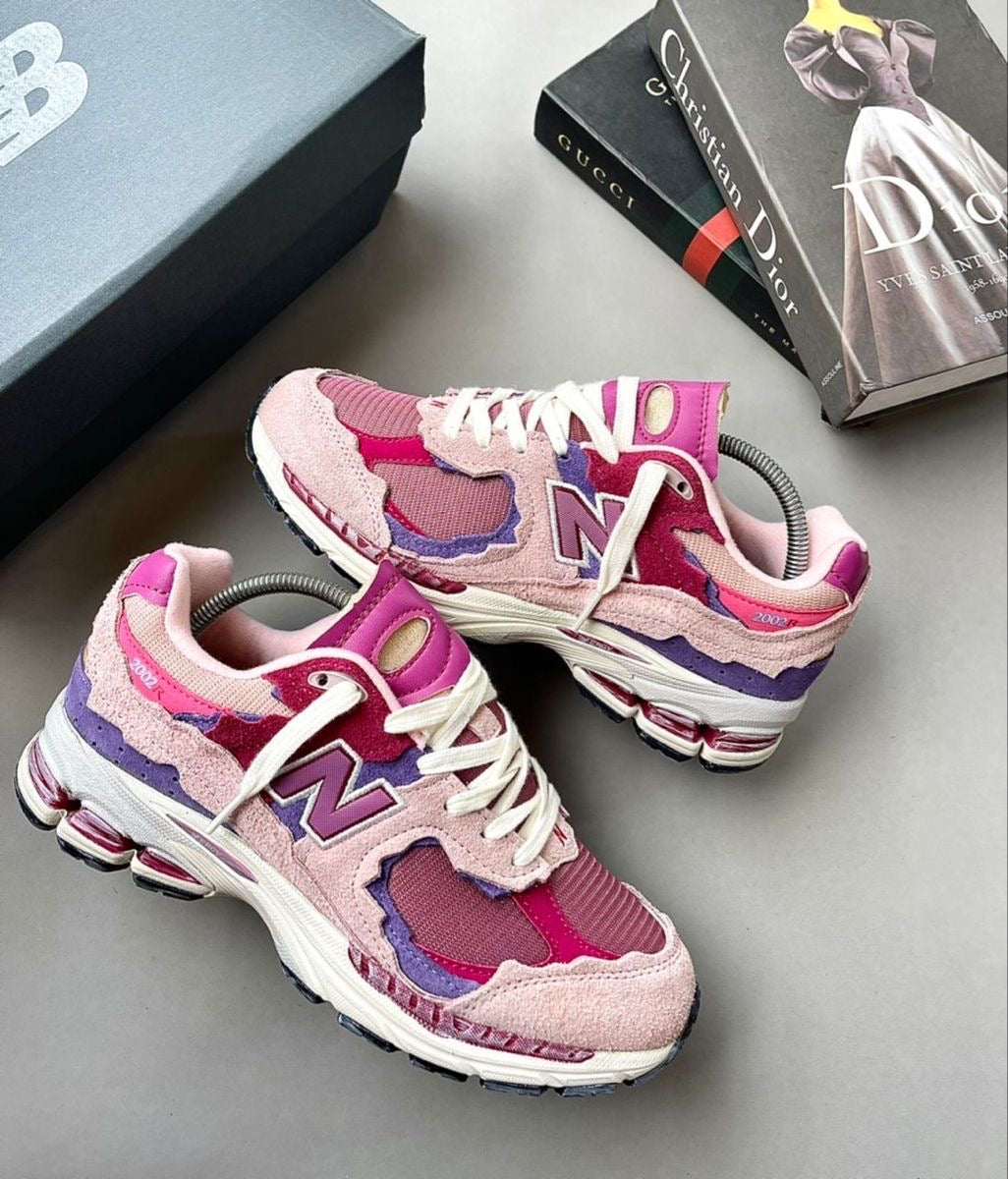 New Balance 2002R PROTECTION PACK PINK