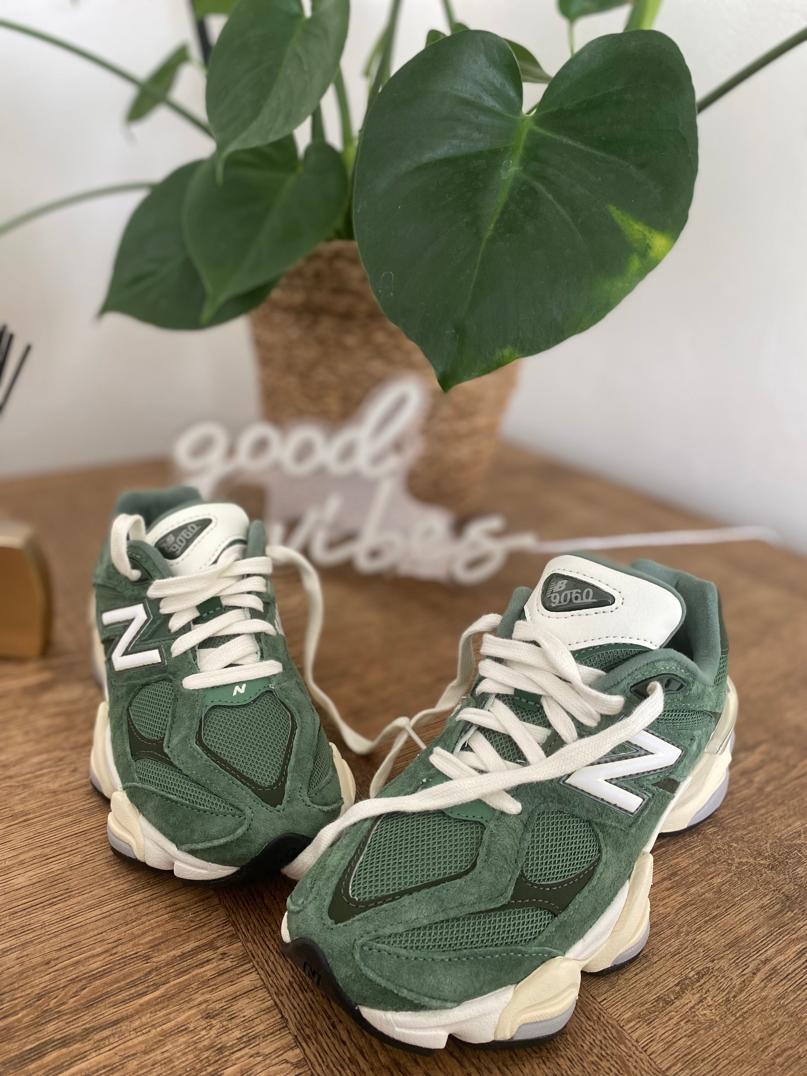 New Balance 9060 NORI 2024