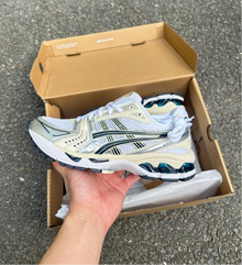 ASICS baskets Gel Kayano 14