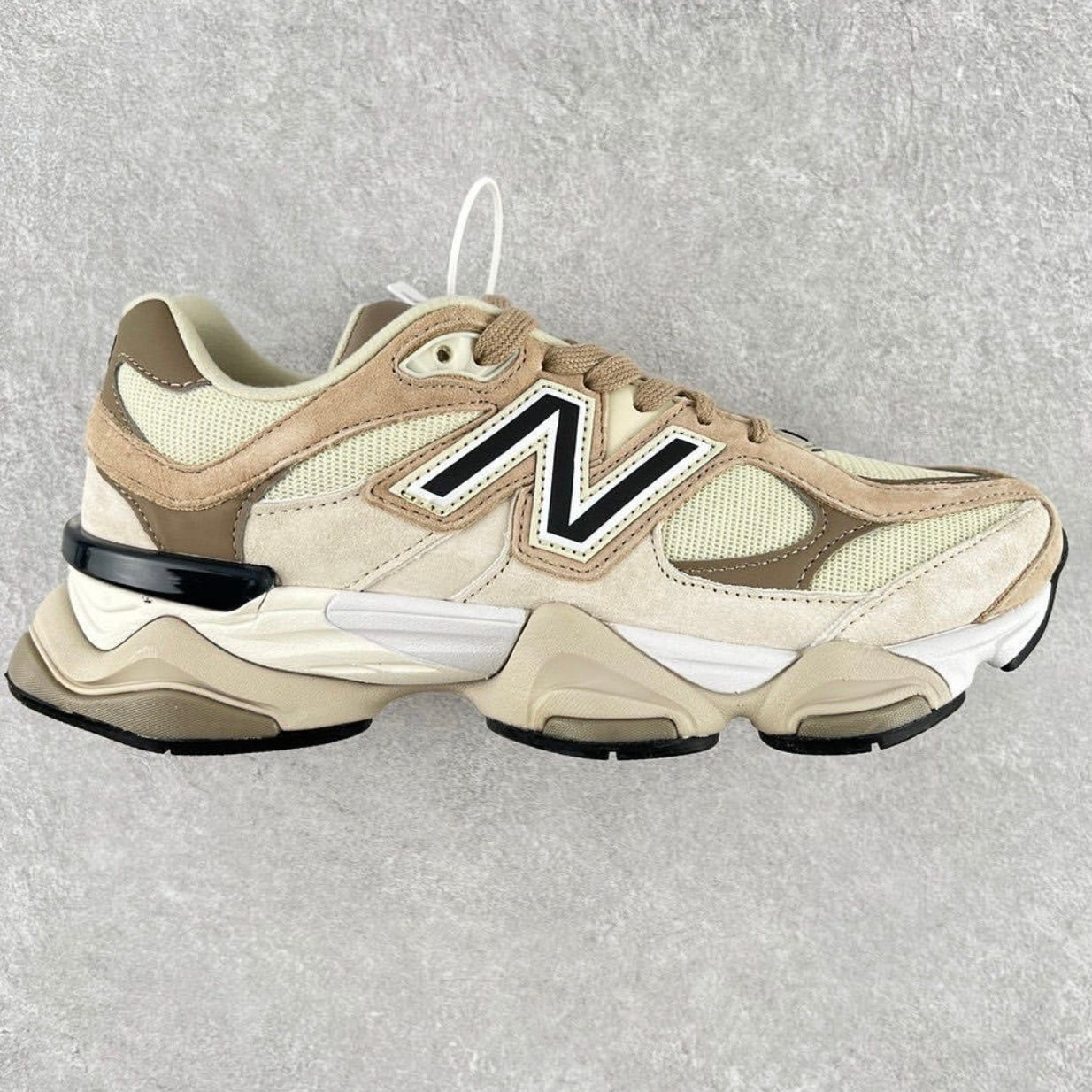 New Balance 9060 Marron Beige 2023