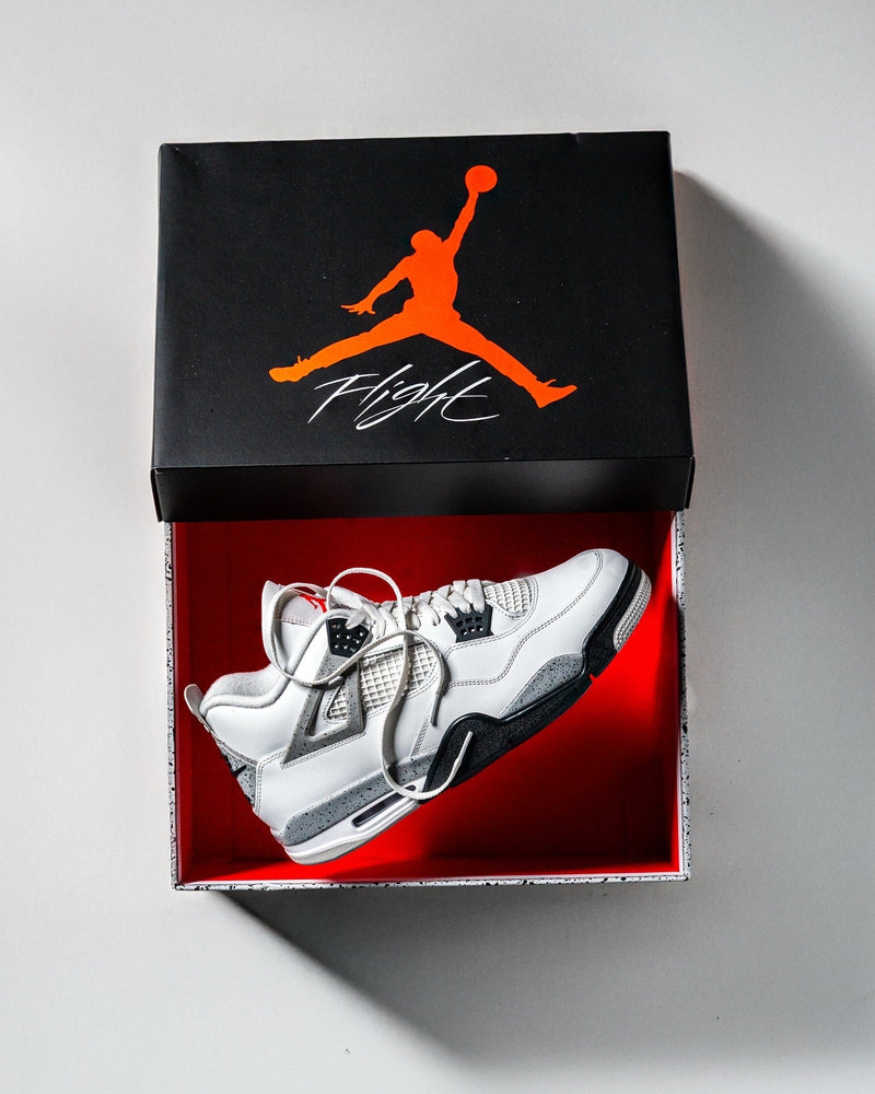 Jordan rétro 4 - White Cement 2025
