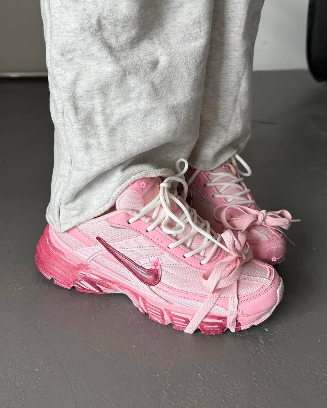 Nike initiator rose