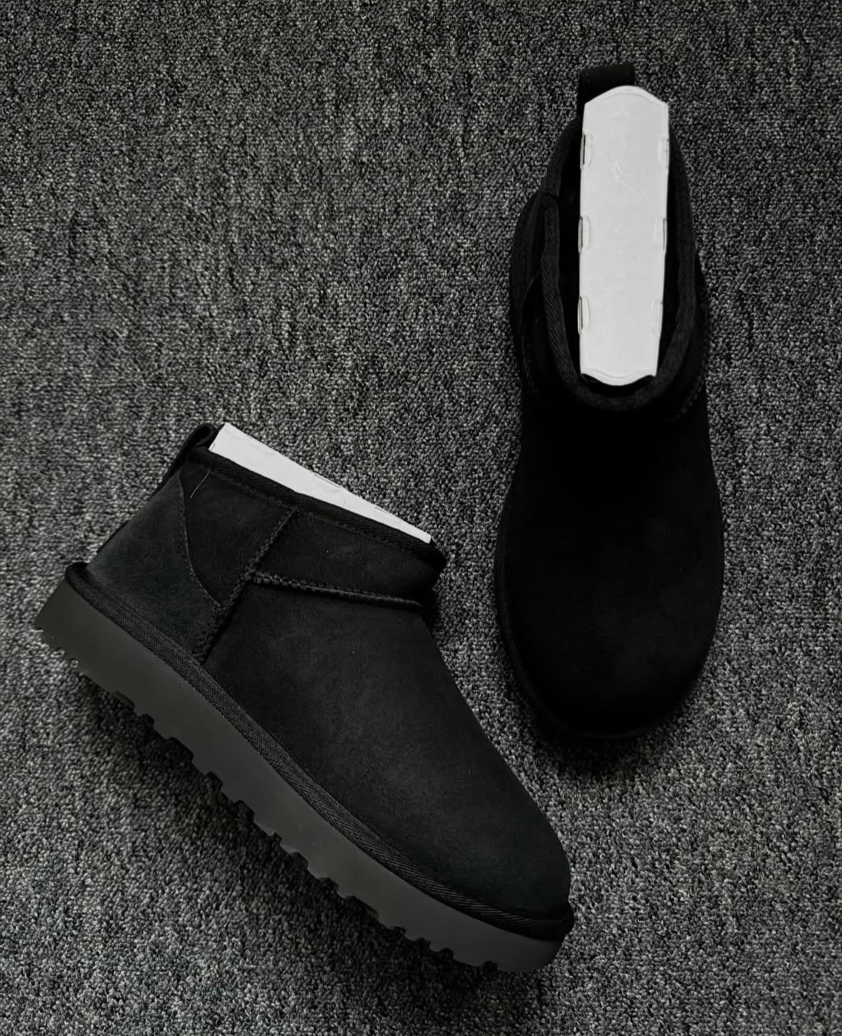 Femme Botte Classic Ultra Mini // BLACK