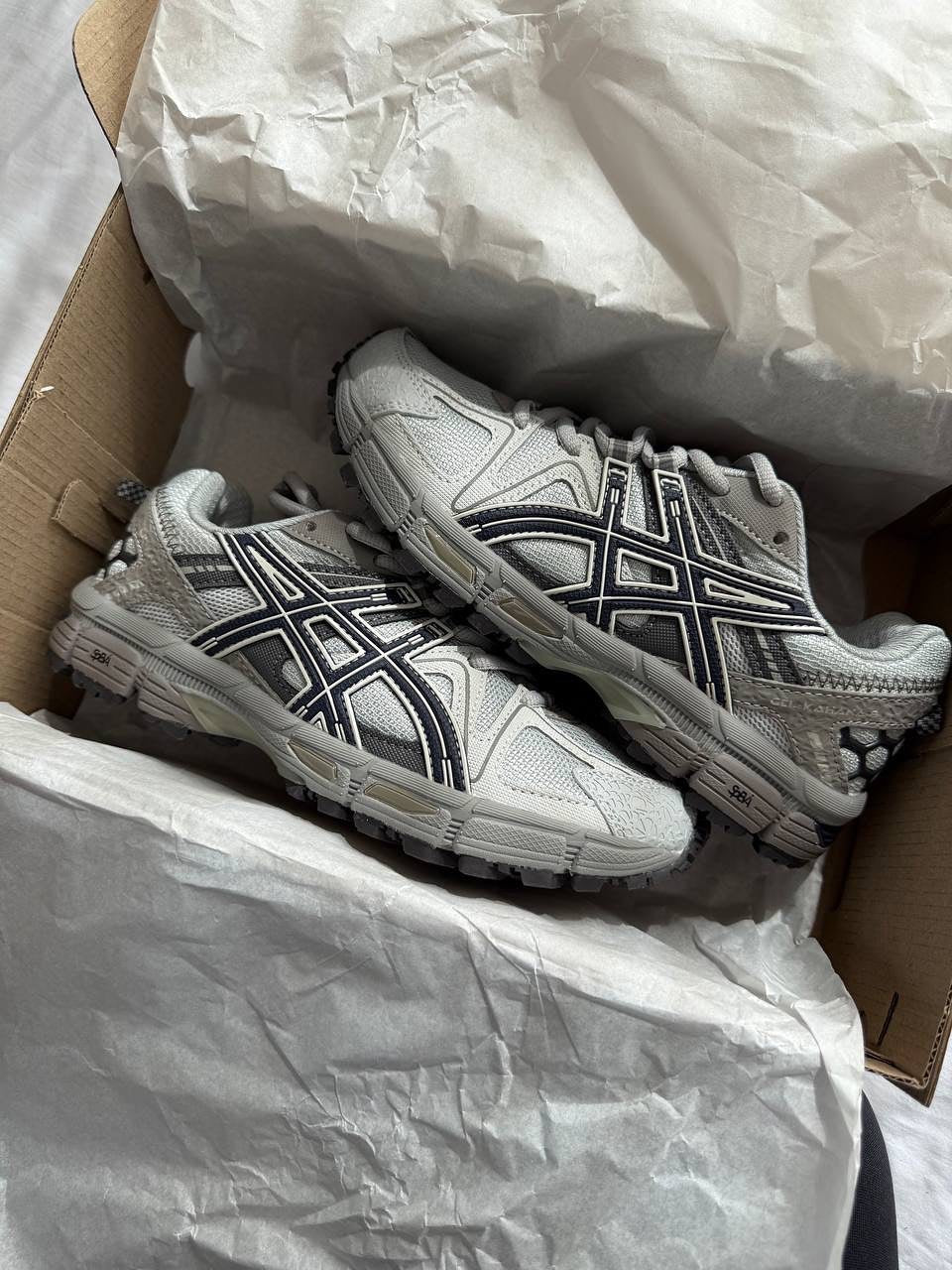 ASICS baskets October 2025