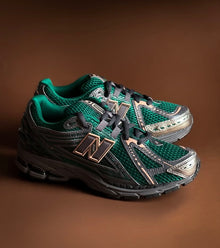 1906a New Balance Inkwell Sea Salt