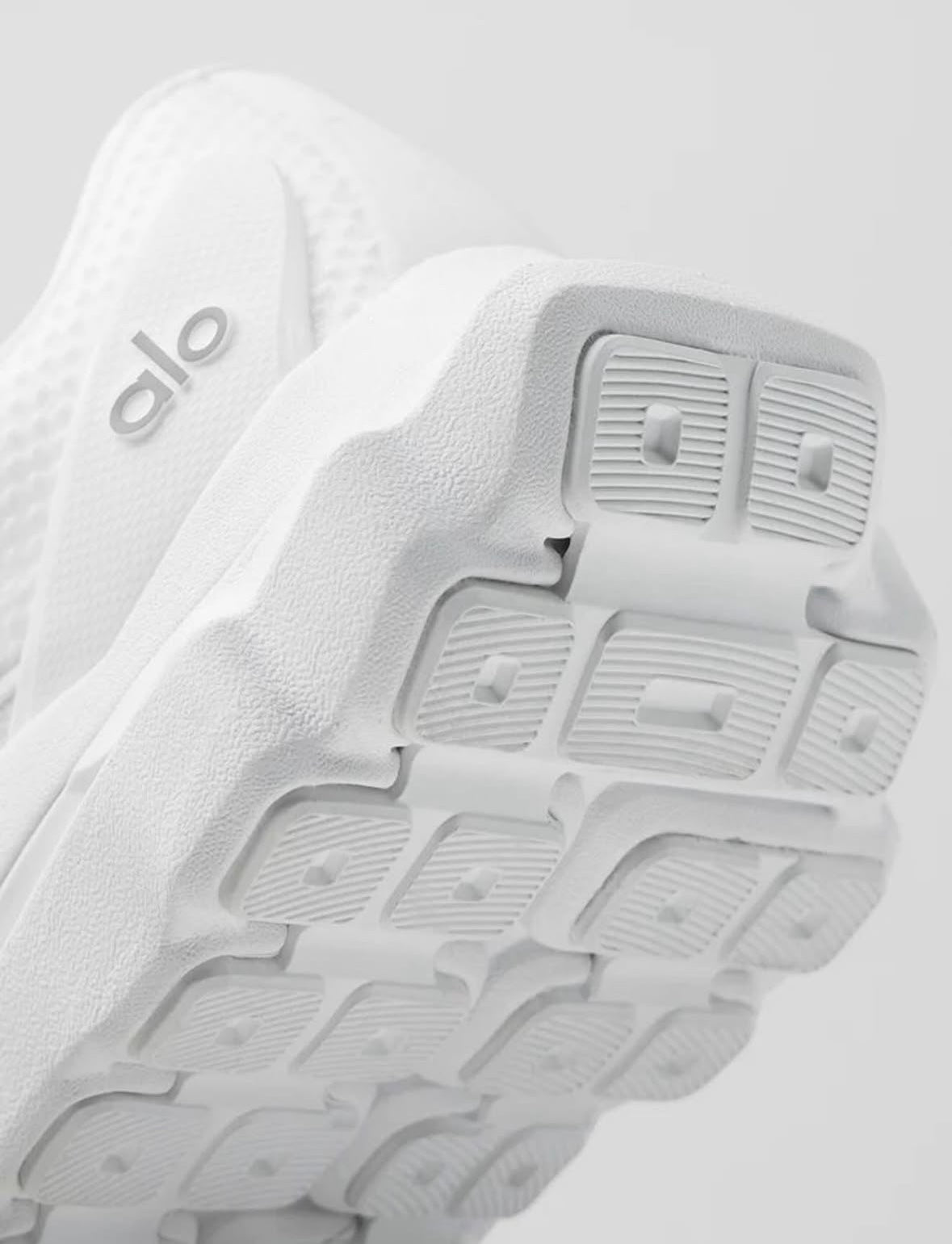 ALO Runner White