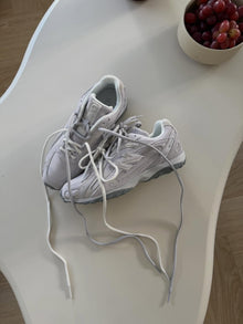 New Balance 204L Grey