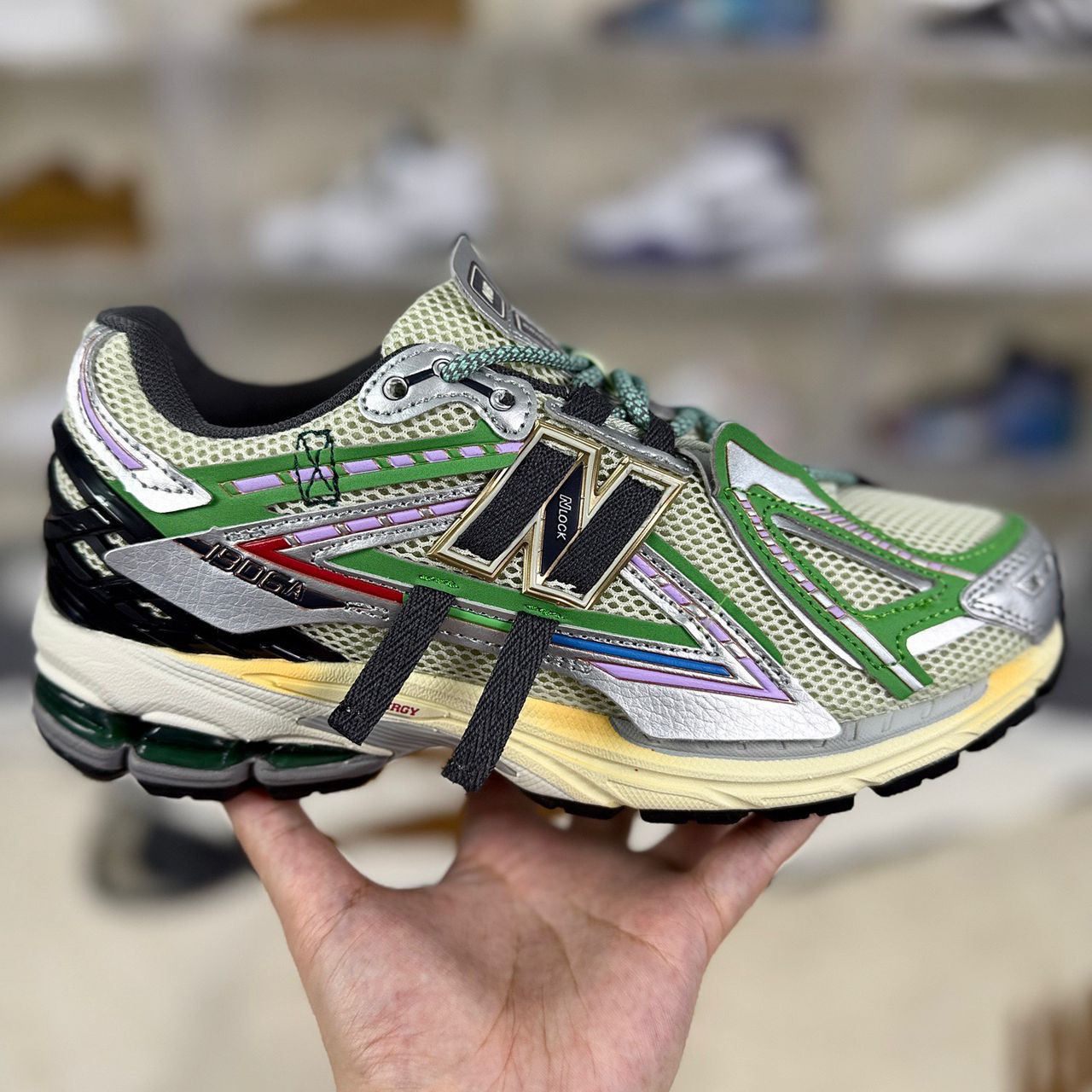 New Balance 1906A Green Multi