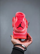 Jordan 4 Retro
Hot Punch