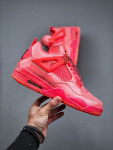 Jordan 4 Retro
Hot Punch