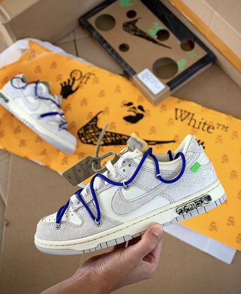 DUNK LOW OFF-WHITE LOT 32