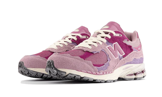 New Balance 2002R PROTECTION PACK PINK