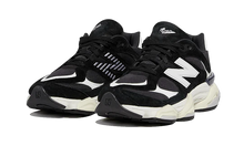 New Balance 9060 BLACK WHITE