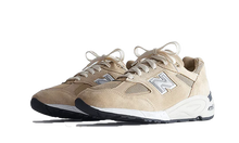 New Balance 990 V2 KITH TANNIN