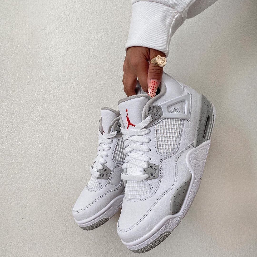 AIR JORDAN 4 TECH WHITE (WHITE OREO)