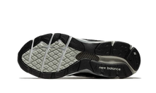 New Balance 990 V3 BLACK WHITE