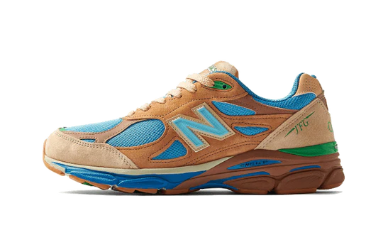 New Balance 990 V3 JOE FRESHGOODS OUTSIDE CLOTHES