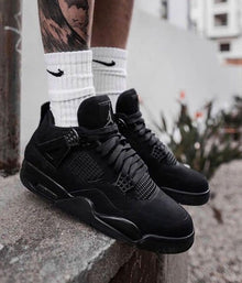 Air Jordan 4 Black Cat