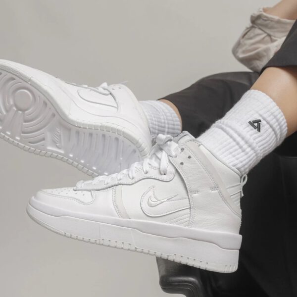 DUNK HIGH REBEL WHITE