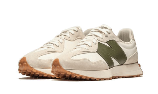 New Balance 327 MOONBEAM OAK LEAF GREEN