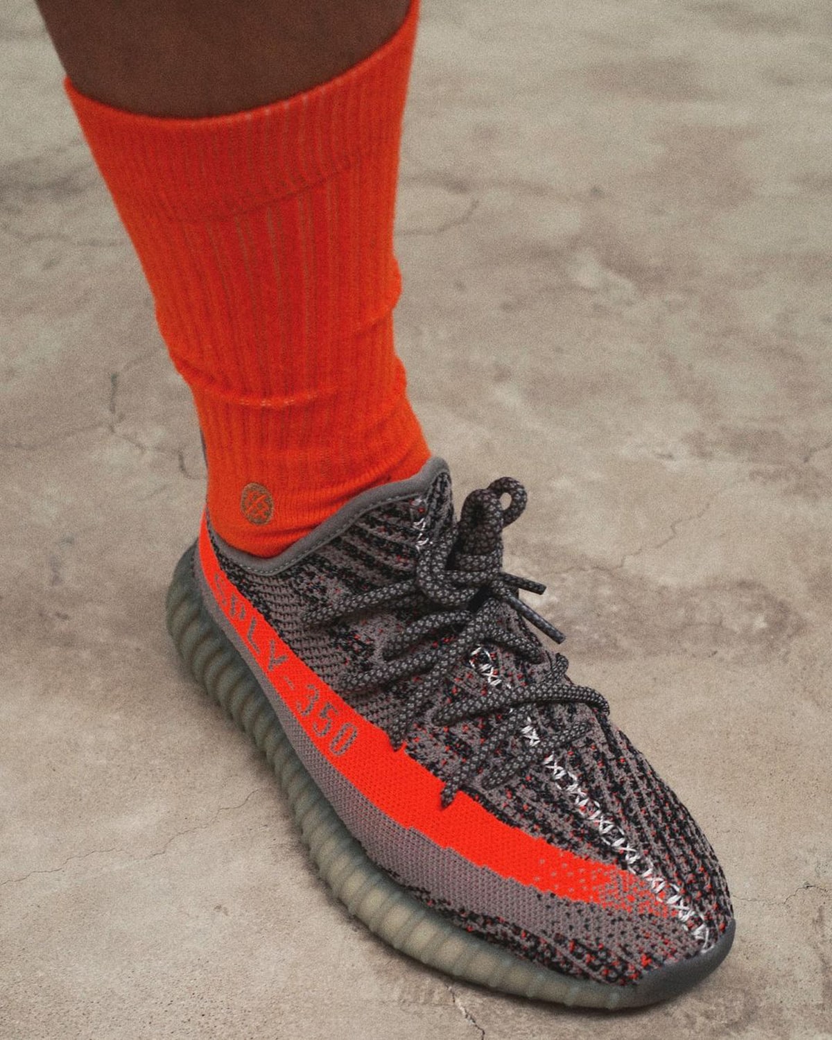 YEEZY BOOST 350 V2 BELUGA - Main Image
