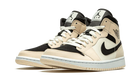 AIR JORDAN 1 MID BARELY ORANGE