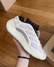 Yeezy 700 V3 Azael