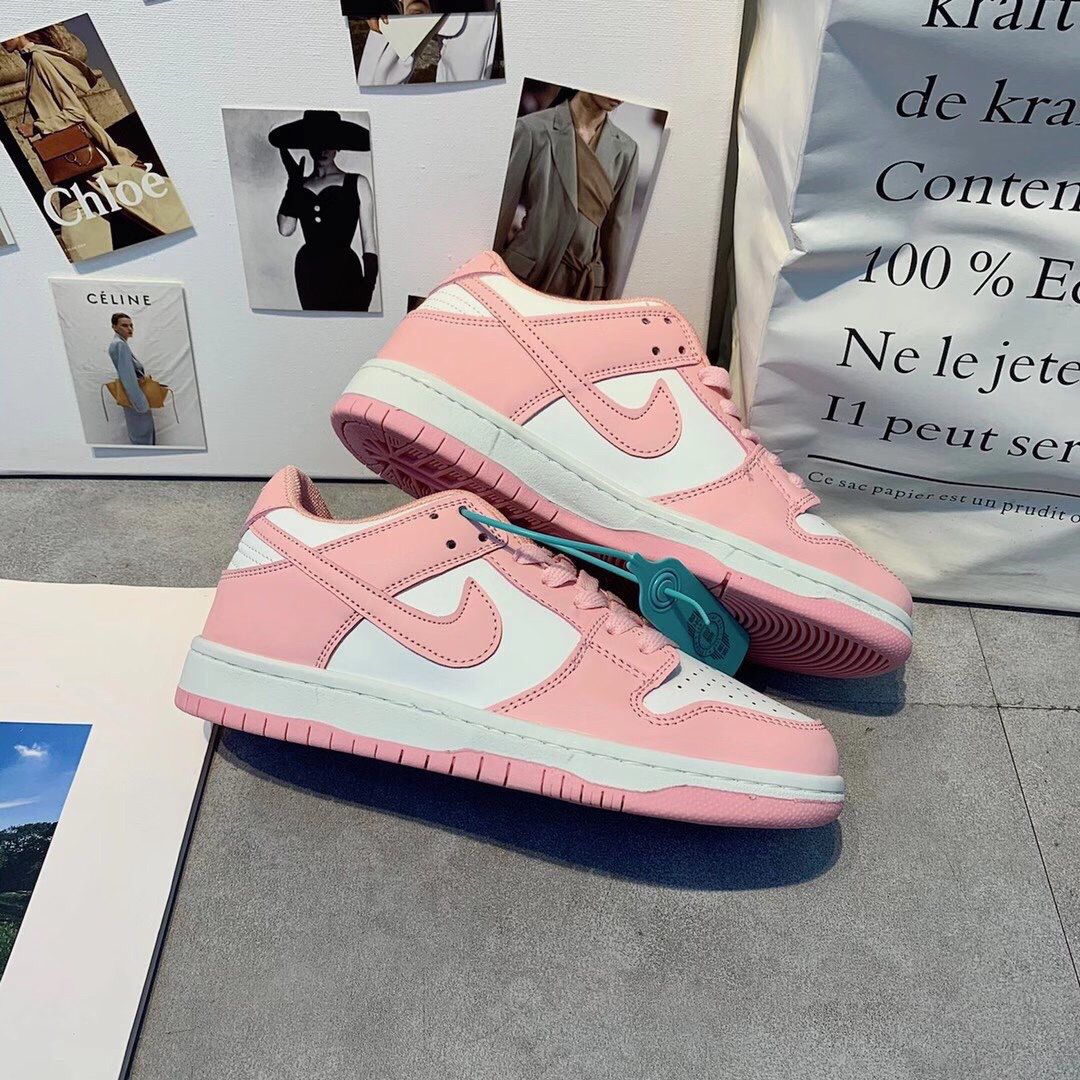 DUNK LOW PINK LILA