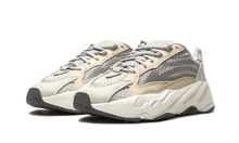 Yeezy 700 V2 Cream