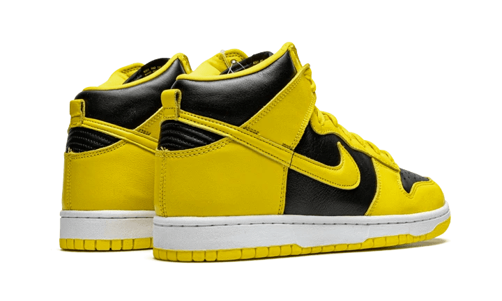 DUNK HIGH VARSITY MAIZE